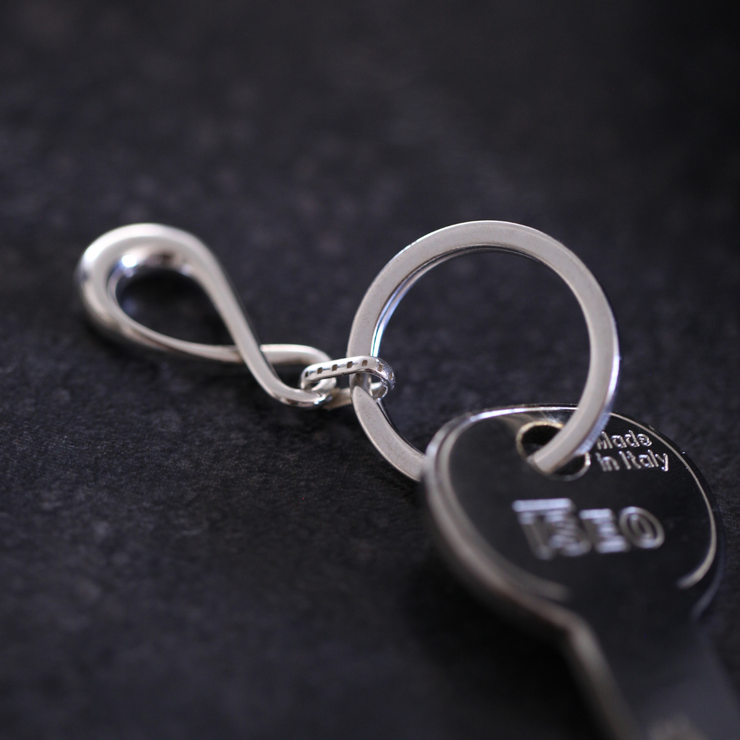 Straight 8 Infinity Keyring